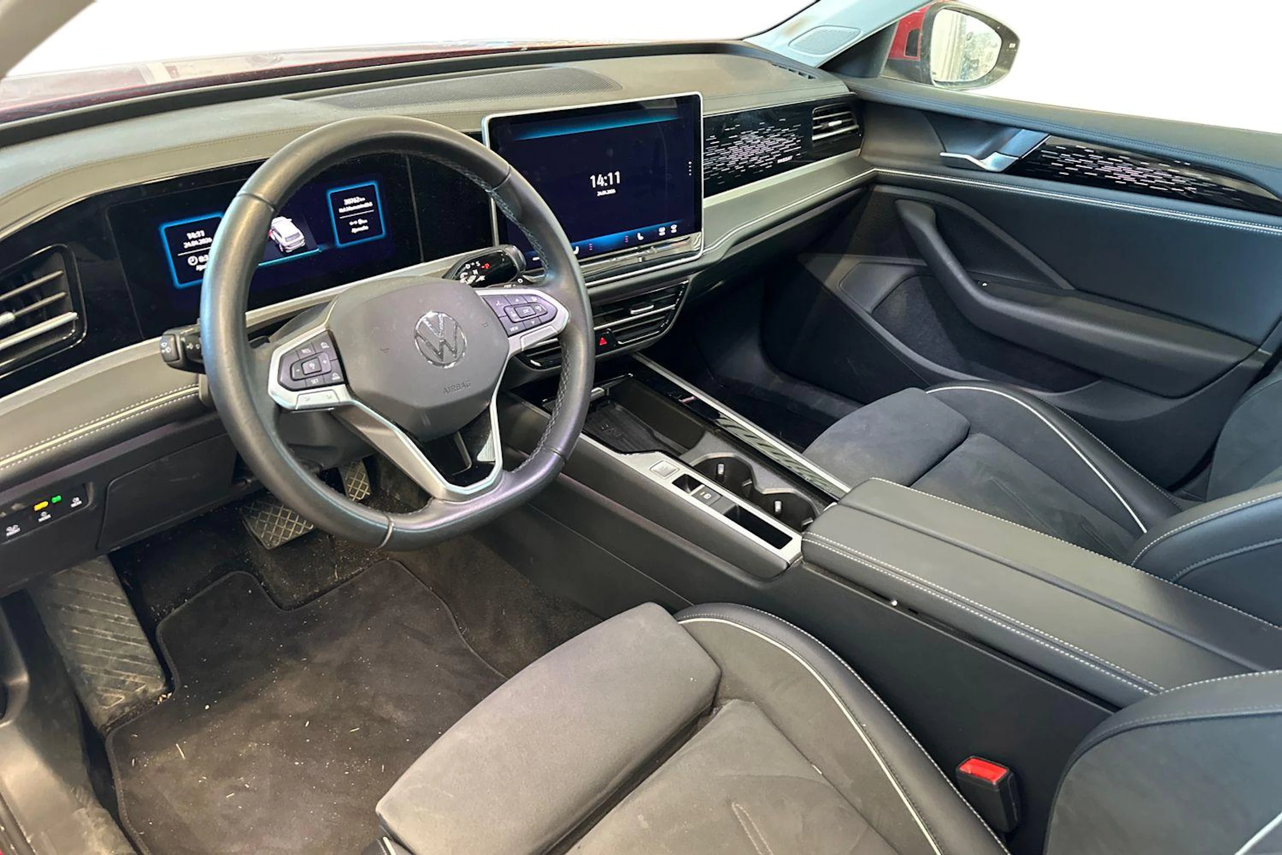 met. punainen Volkswagen Passat 2024 kuva 3.