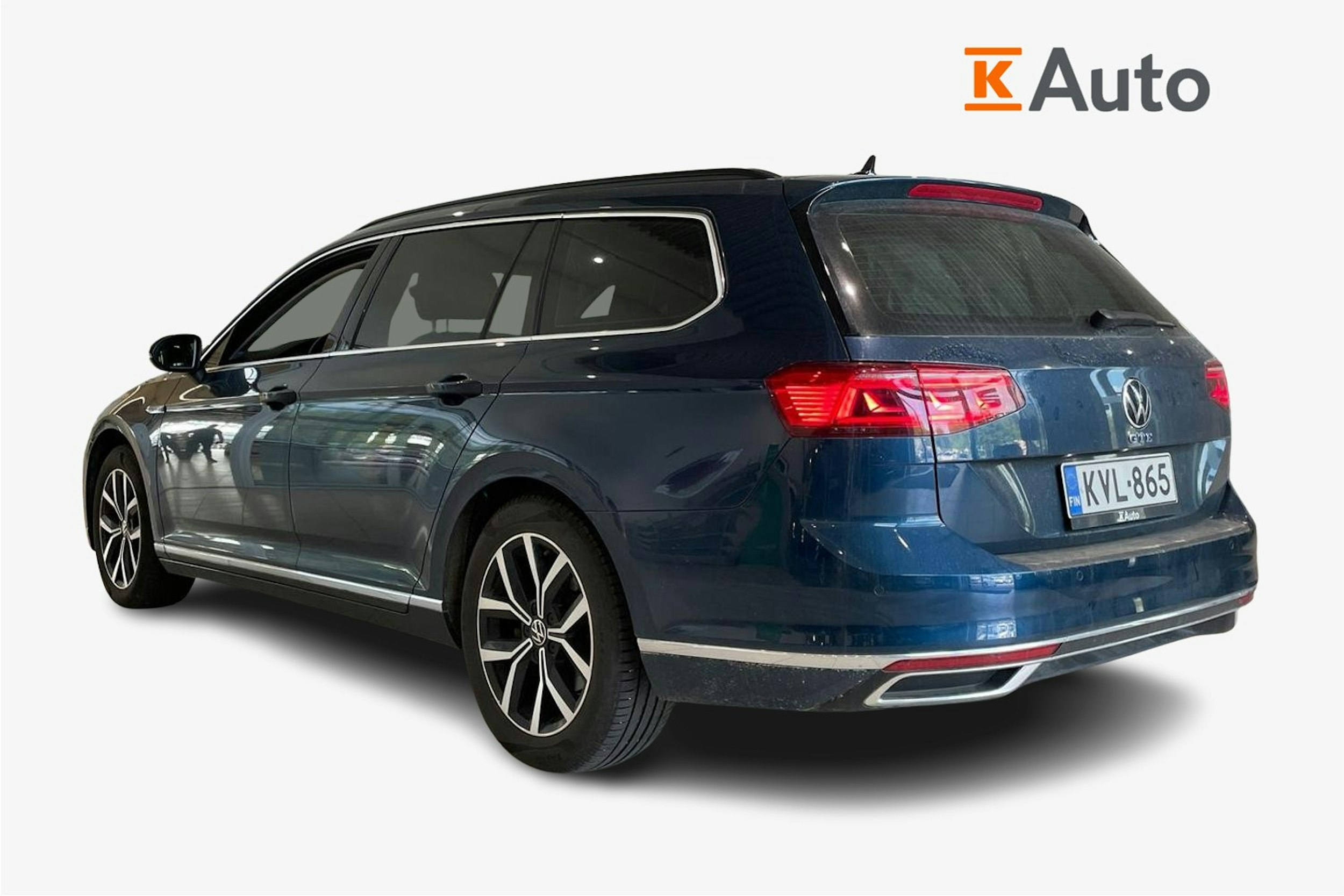 sininen Volkswagen Passat 2024 kuva 2.