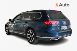 sininen Volkswagen Passat 2024 kuva 2.