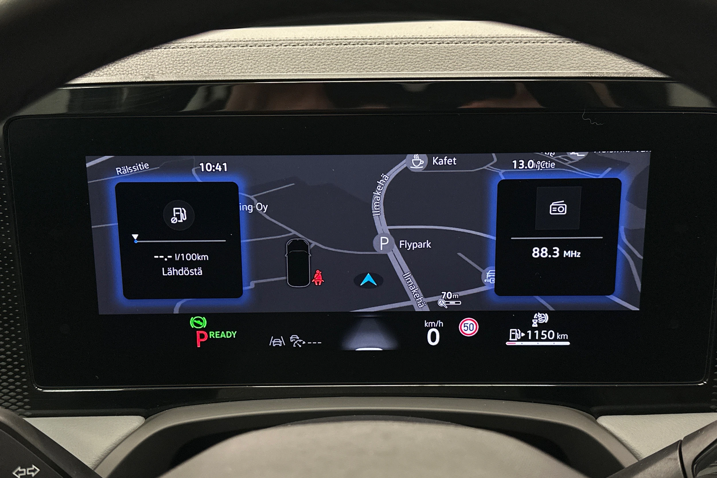 harmaa Volkswagen Passat 2024 kuva 22.