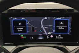 harmaa Volkswagen Passat 2024 kuva 22.