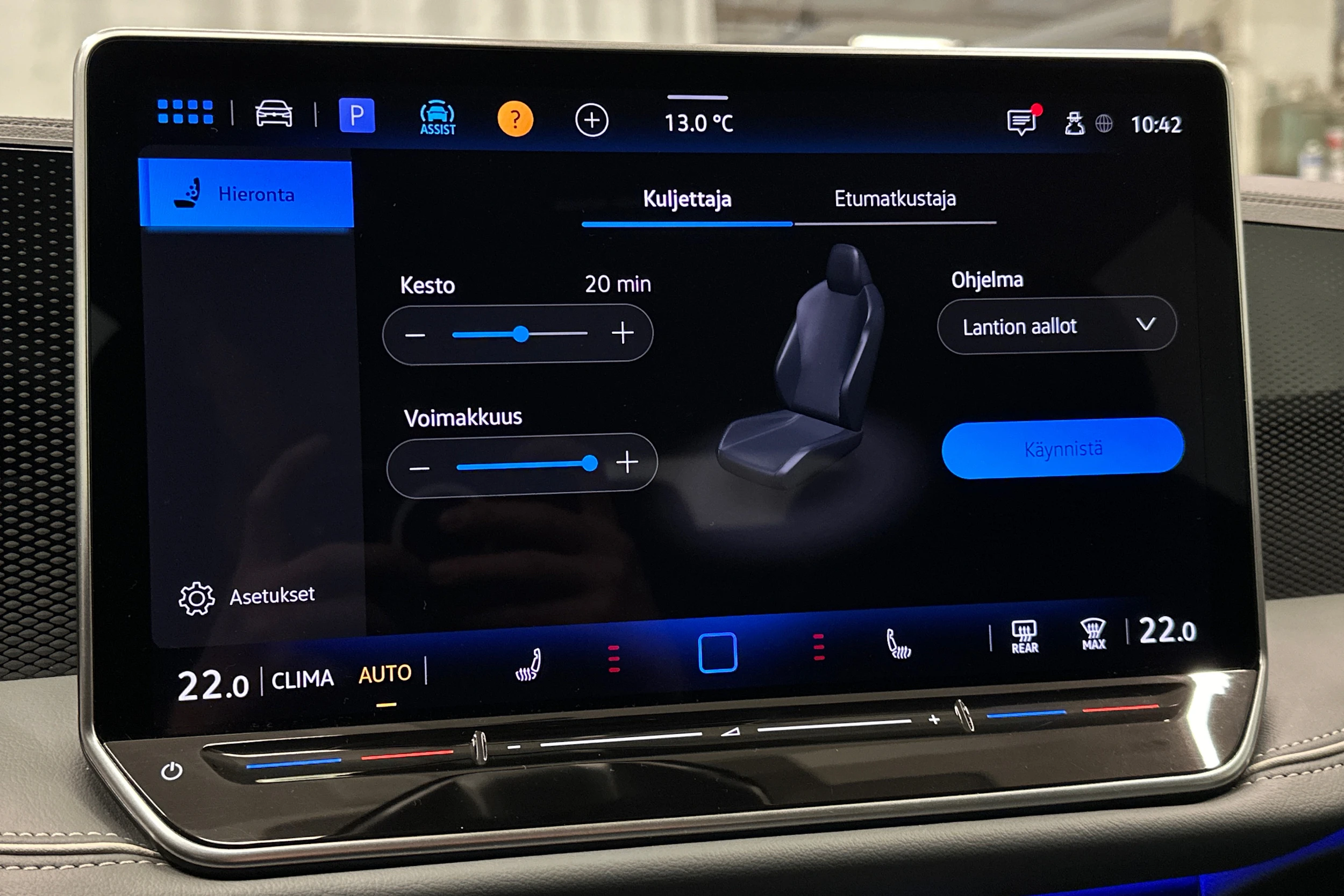 harmaa Volkswagen Passat 2024 kuva 29.