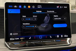 harmaa Volkswagen Passat 2024 kuva 29.