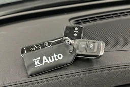 harmaa Volkswagen Passat 2024 kuva 32.