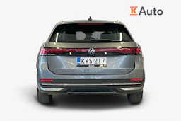 harmaa Volkswagen Passat 2024 kuva 4.