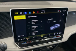 harmaa Volkswagen Passat 2024 kuva 23.