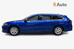 sininen Volkswagen Passat 2024 kuva 6.