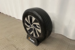 sininen Volkswagen Passat 2024 kuva 10.