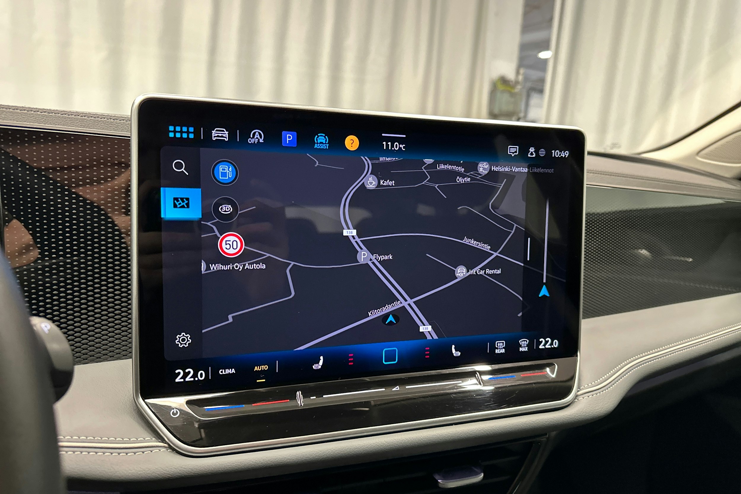 sininen Volkswagen Passat 2024 kuva 15.