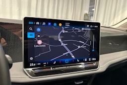 sininen Volkswagen Passat 2024 kuva 15.