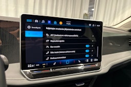 sininen Volkswagen Passat 2024 kuva 17.