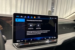 sininen Volkswagen Passat 2024 kuva 19.