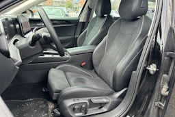 met. musta Volkswagen Passat 2024 kuva 4.
