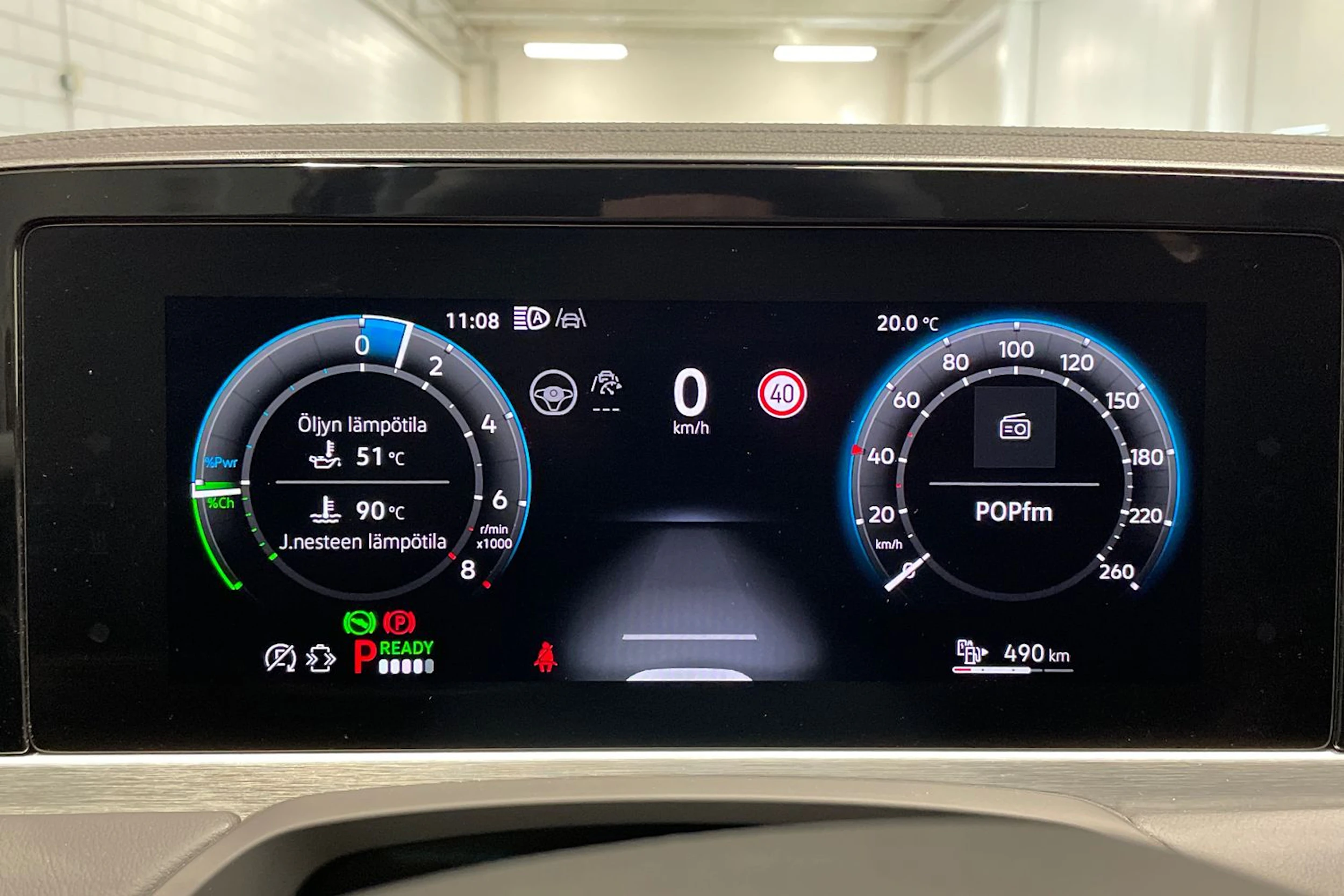 met. musta Volkswagen Passat 2024 kuva 13.