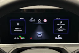 valkoinen Volkswagen Passat 2024 kuva 24.