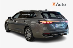 harmaa Volkswagen Passat 2024 kuva 2.