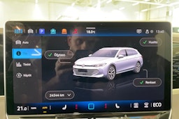 harmaa Volkswagen Passat 2024 kuva 29.