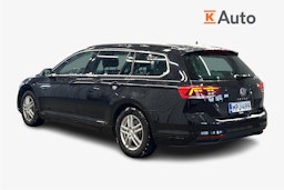 musta Volkswagen Passat 2024 kuva 2.