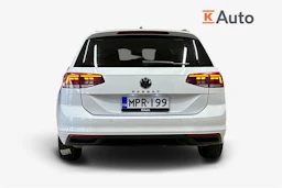 valkoinen Volkswagen Passat 2024 kuva 4.