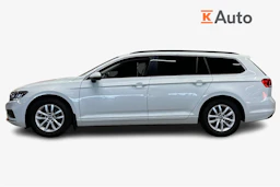 valkoinen Volkswagen Passat 2024 kuva 7.