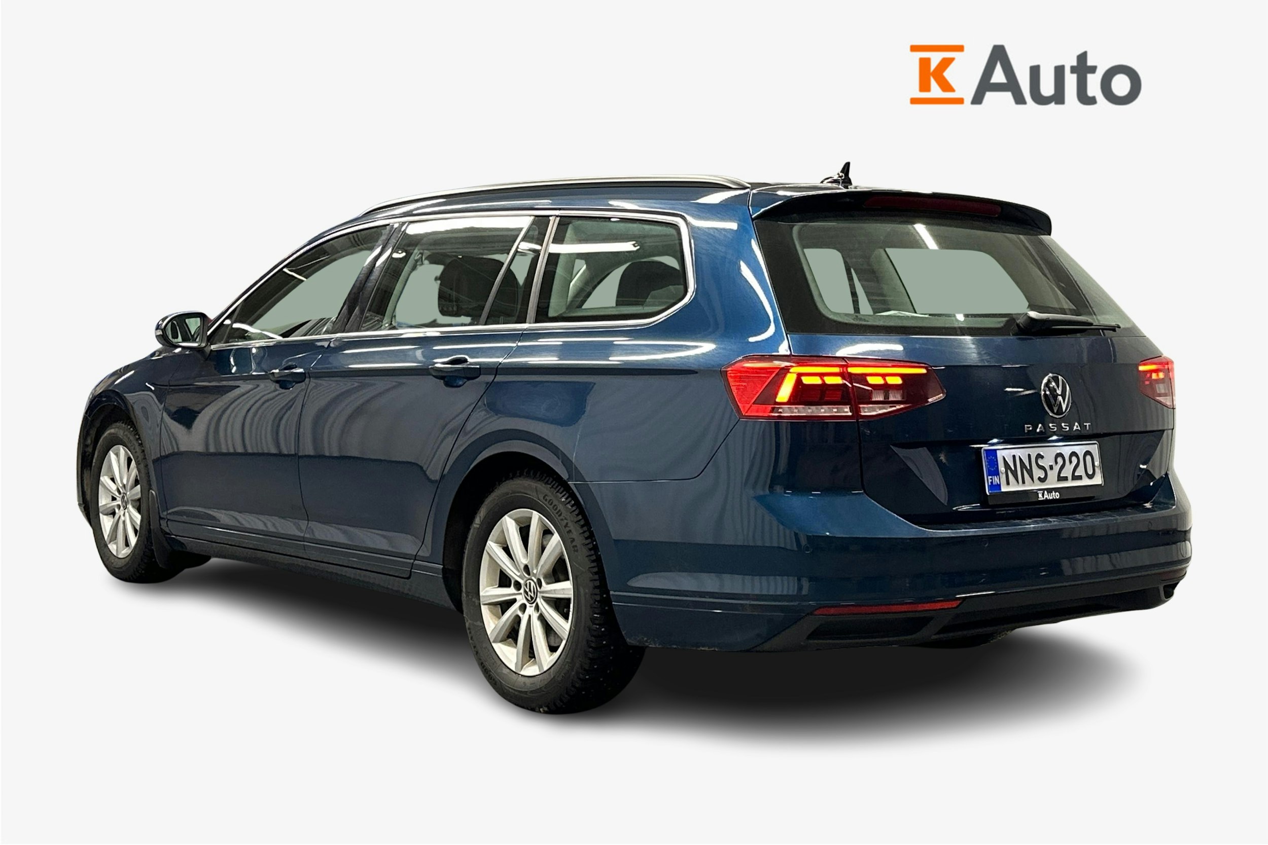 met. sininen Volkswagen Passat 2024 kuva 2.