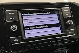 met. sininen Volkswagen Passat 2024 kuva 18.