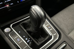 met. sininen Volkswagen Passat 2024 kuva 24.