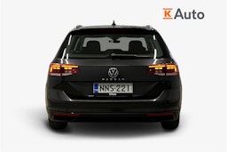 harmaa Volkswagen Passat 2024 kuva 3.