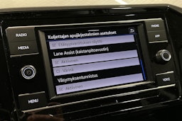 harmaa Volkswagen Passat 2024 kuva 21.