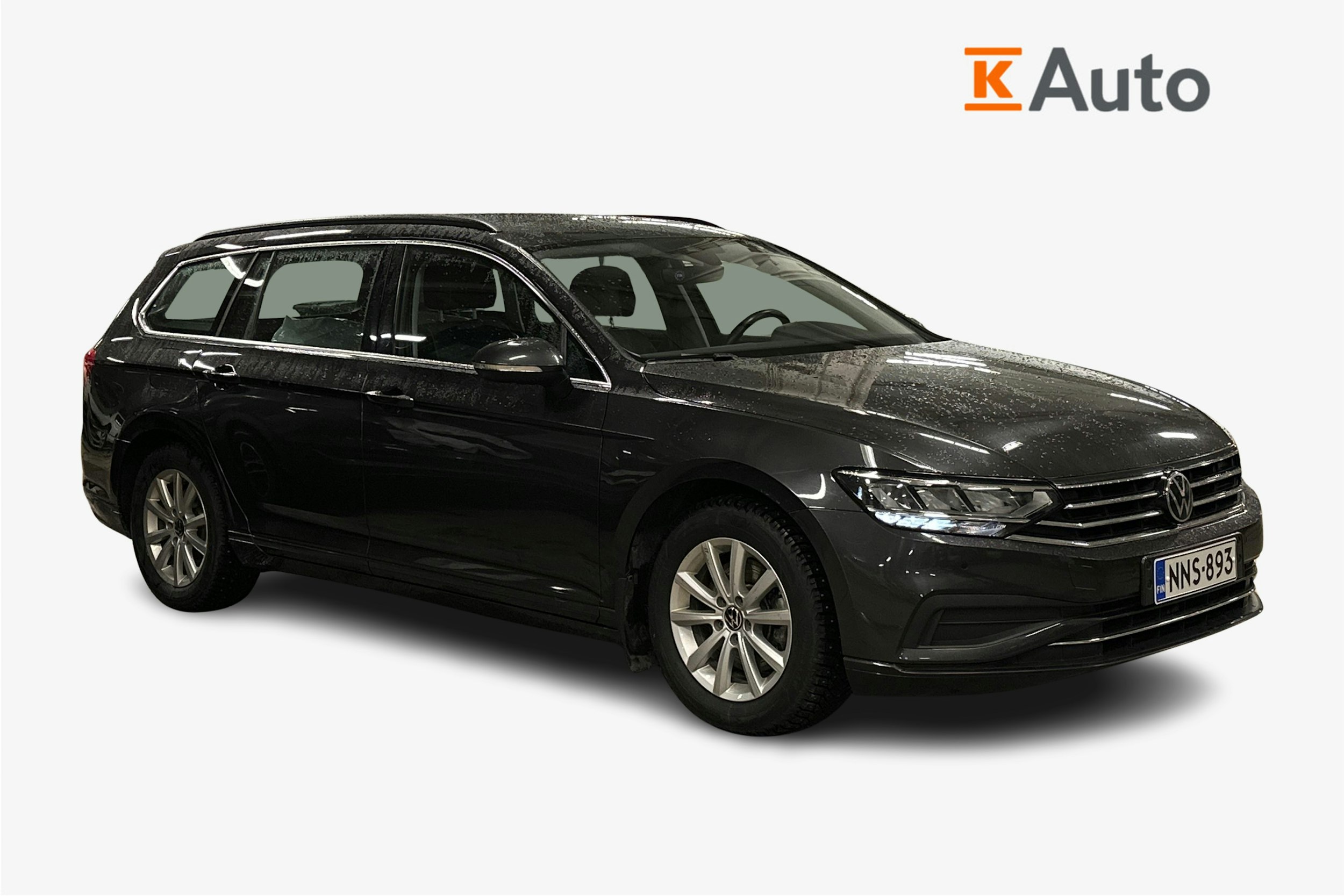 harmaa Volkswagen Passat 2024 kuva 1.