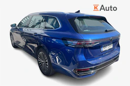 Sininen Volkswagen PASSAT 2024 kuva 2.