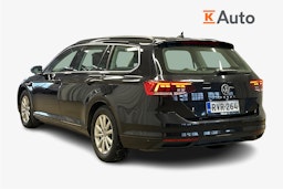 musta Volkswagen Passat 2024 kuva 2.