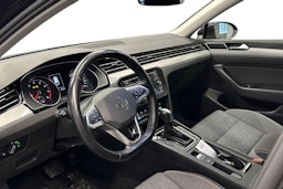 musta Volkswagen Passat 2024 kuva 3.