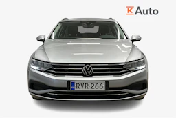 harmaa Volkswagen Passat 2024 kuva 4.