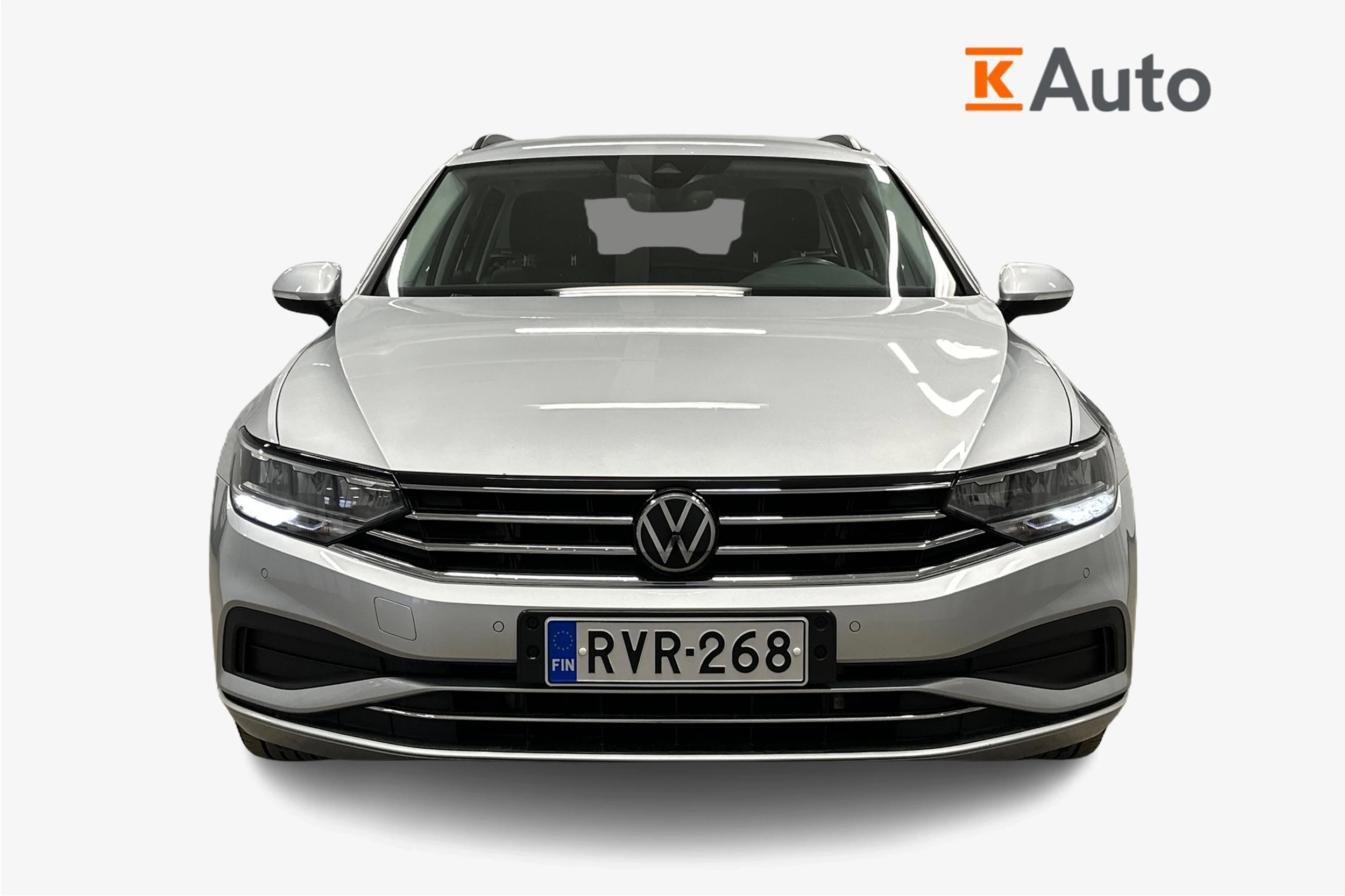 harmaa Volkswagen Passat 2024 kuva 4.