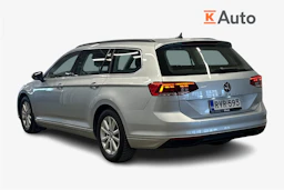 harmaa Volkswagen Passat 2024 kuva 2.