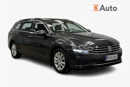 harmaa Volkswagen Passat 2024 kuva 1.