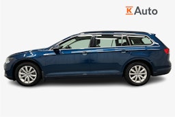 sininen Volkswagen Passat 2024 kuva 6.