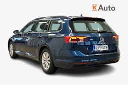 sininen Volkswagen Passat 2024 kuva 2.