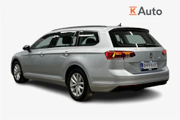harmaa Volkswagen Passat 2024 kuva 2.