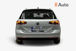 harmaa Volkswagen Passat 2024 kuva 3.
