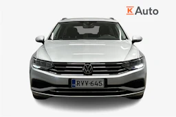 harmaa Volkswagen Passat 2024 kuva 4.