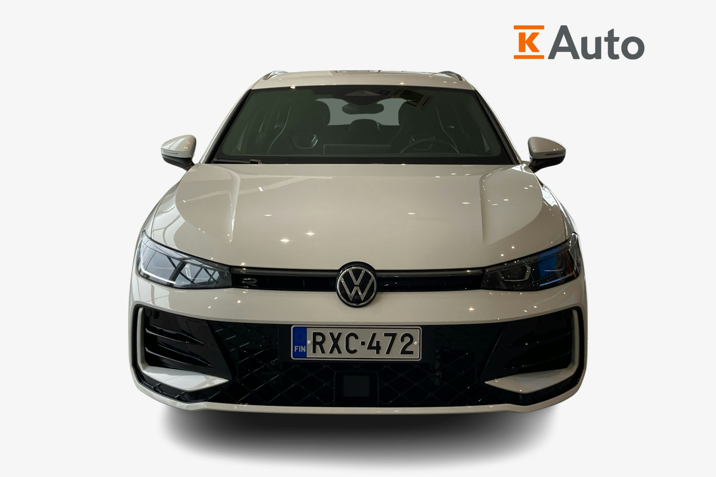 valkoinen Volkswagen Passat 2024 kuva 4.