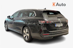 musta Volkswagen Passat 2024 kuva 2.