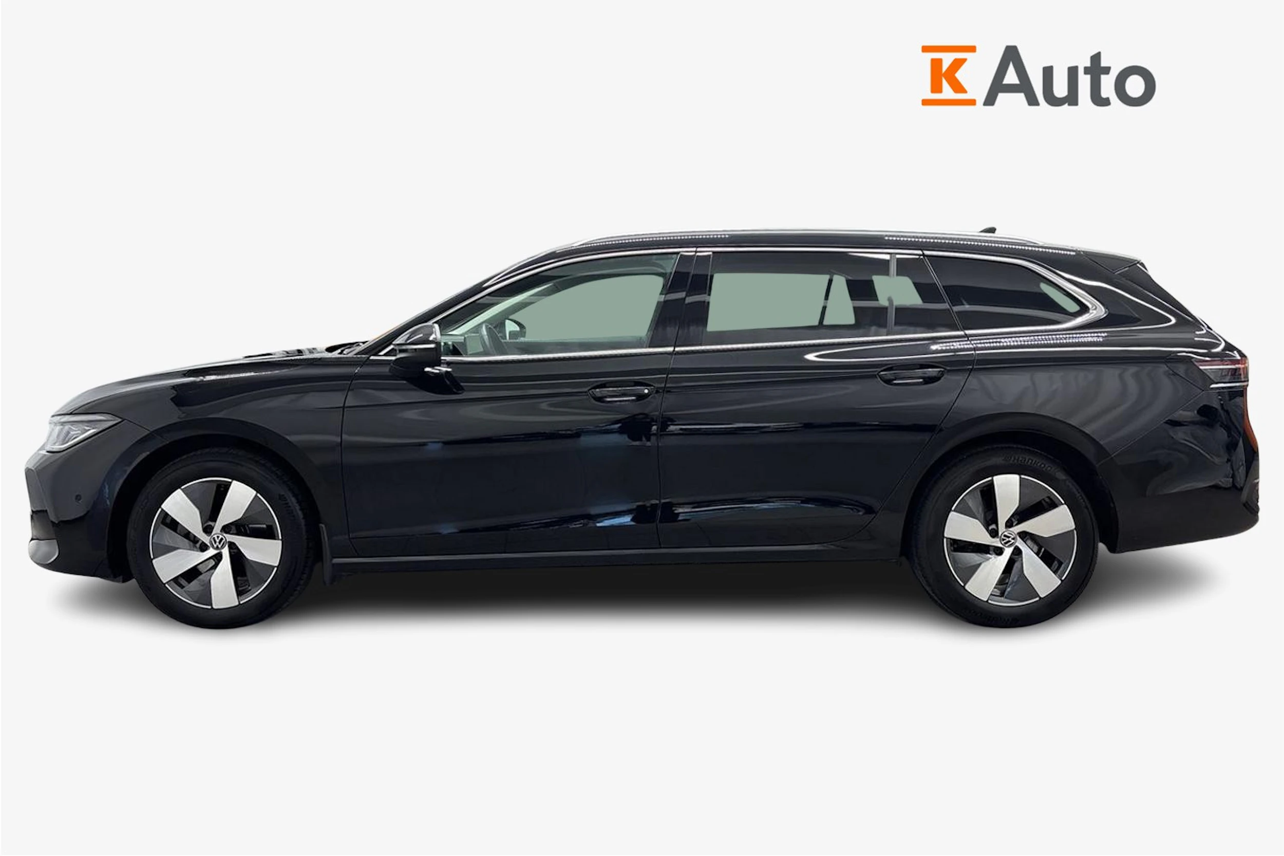 musta Volkswagen Passat 2024 kuva 5.