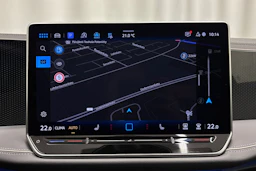 musta Volkswagen Passat 2024 kuva 22.