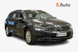 harmaa Volkswagen Passat 2024 kuva 1.
