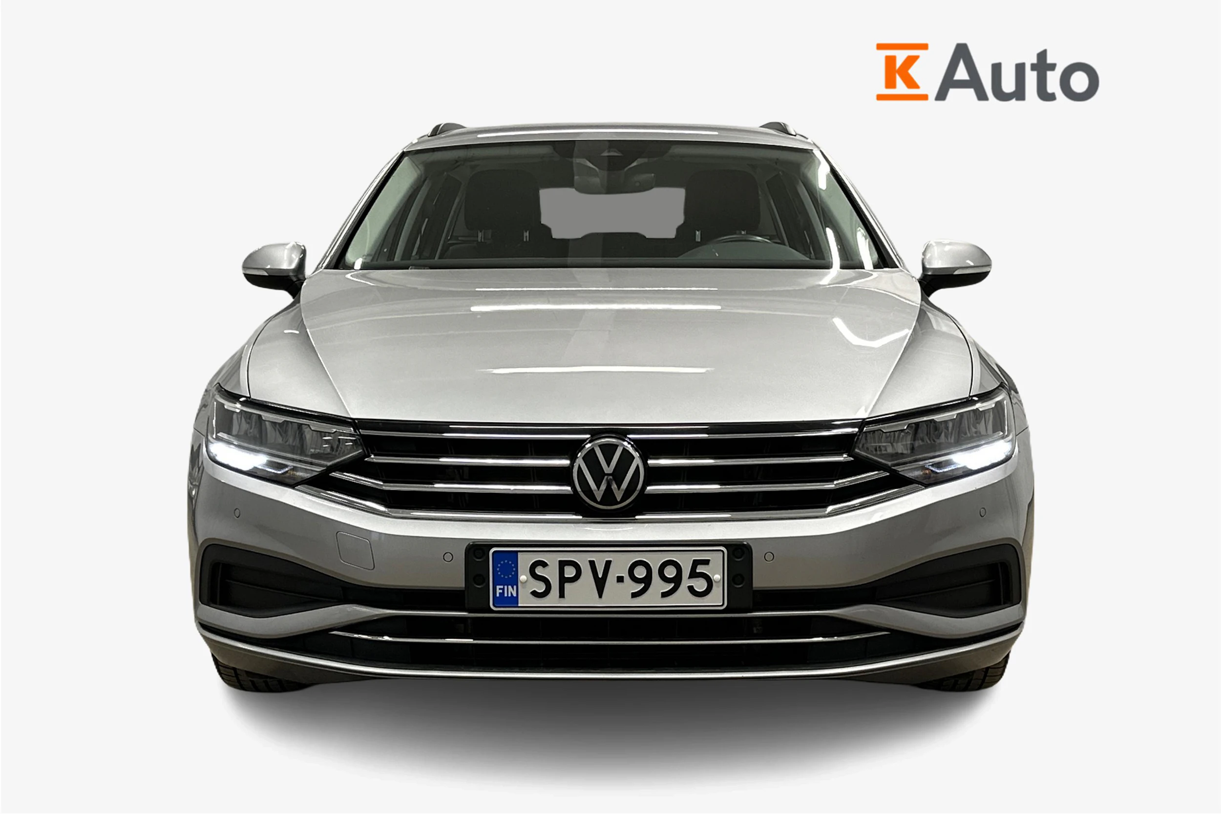 harmaa Volkswagen Passat 2024 kuva 4.
