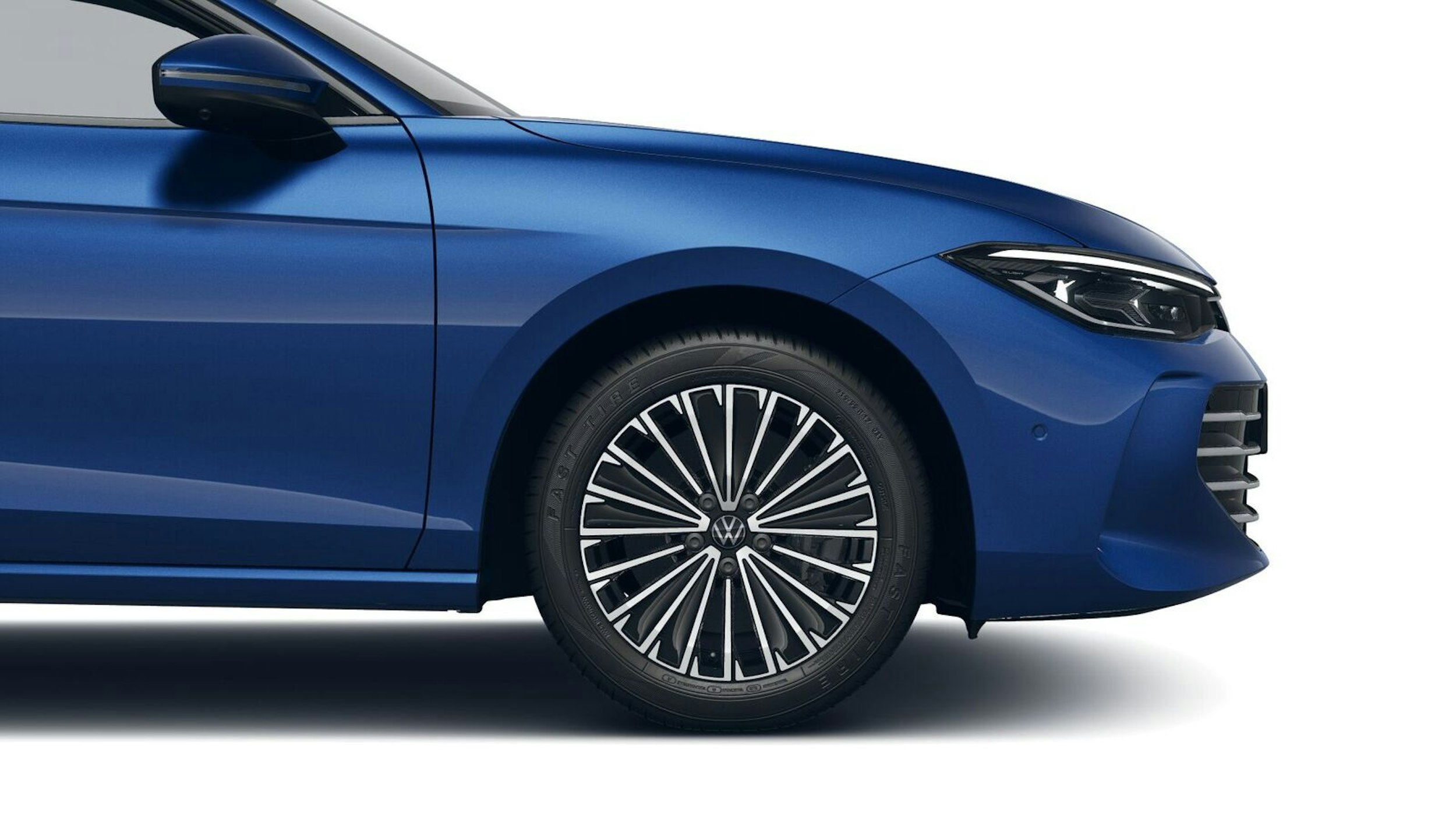 sininen Volkswagen Passat 2024 kuva 5.