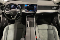 valkoinen Volkswagen Passat 2024 kuva 9.